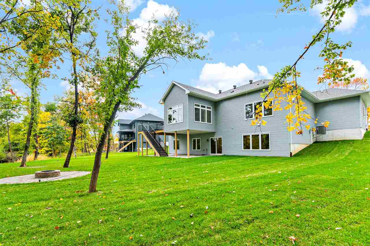 5521 Seminole Valley Trail Cedar Rapids IA 52411