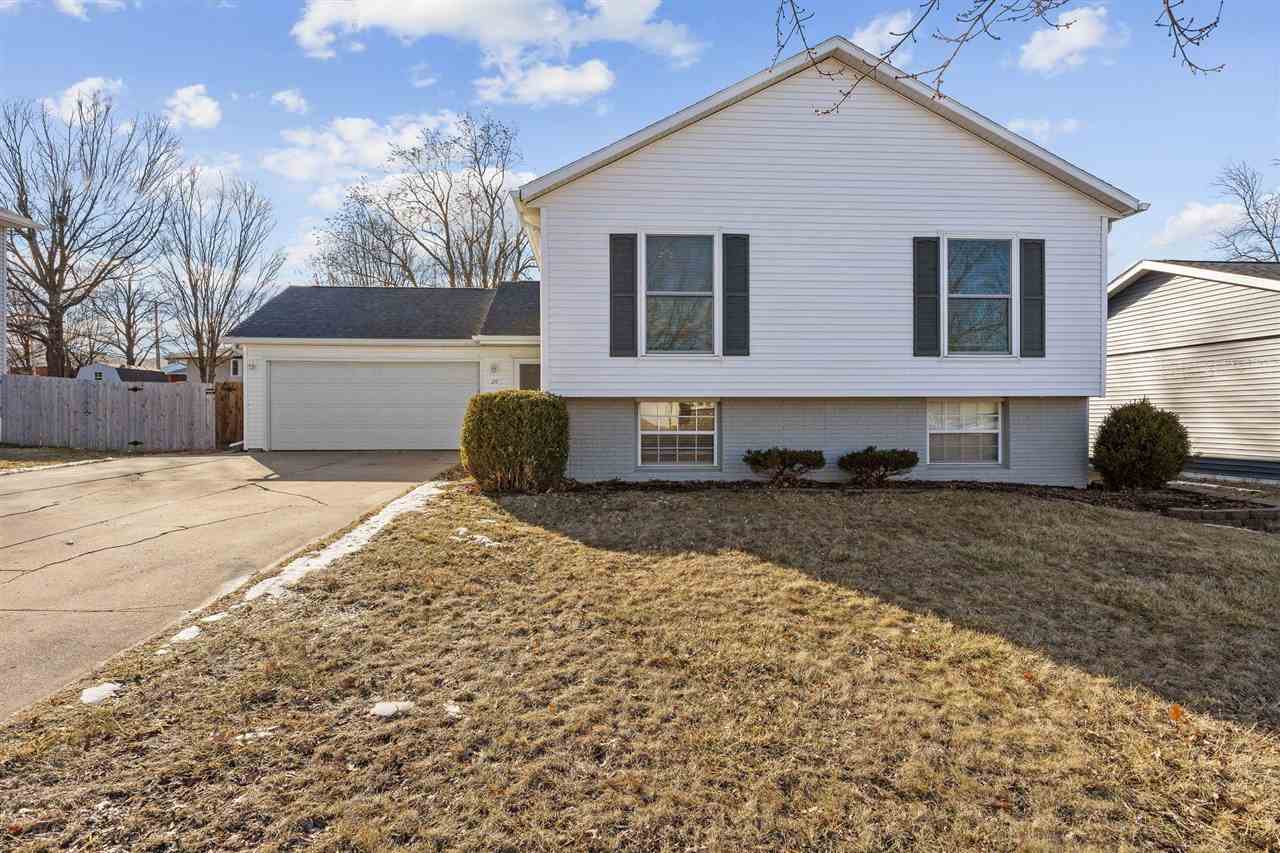 20 NW Clive Cedar Rapids IA 52405