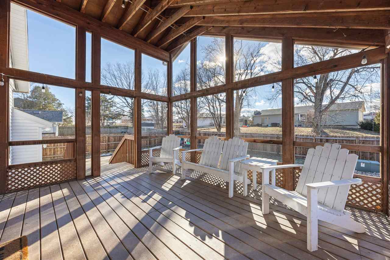 20 NW Clive Cedar Rapids IA 52405