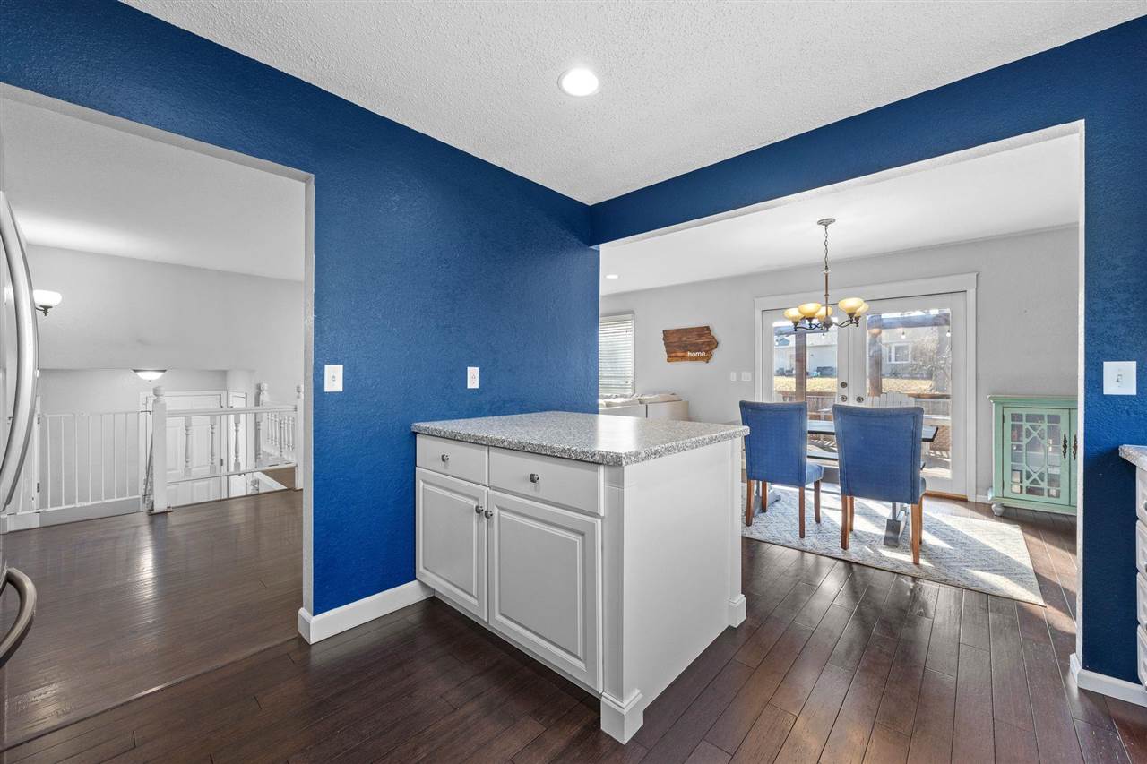 20 NW Clive Cedar Rapids IA 52405