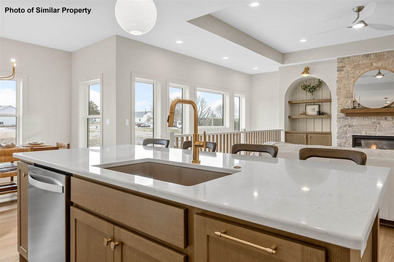 1056 Stable Ridge Drive Marion IA 52302
