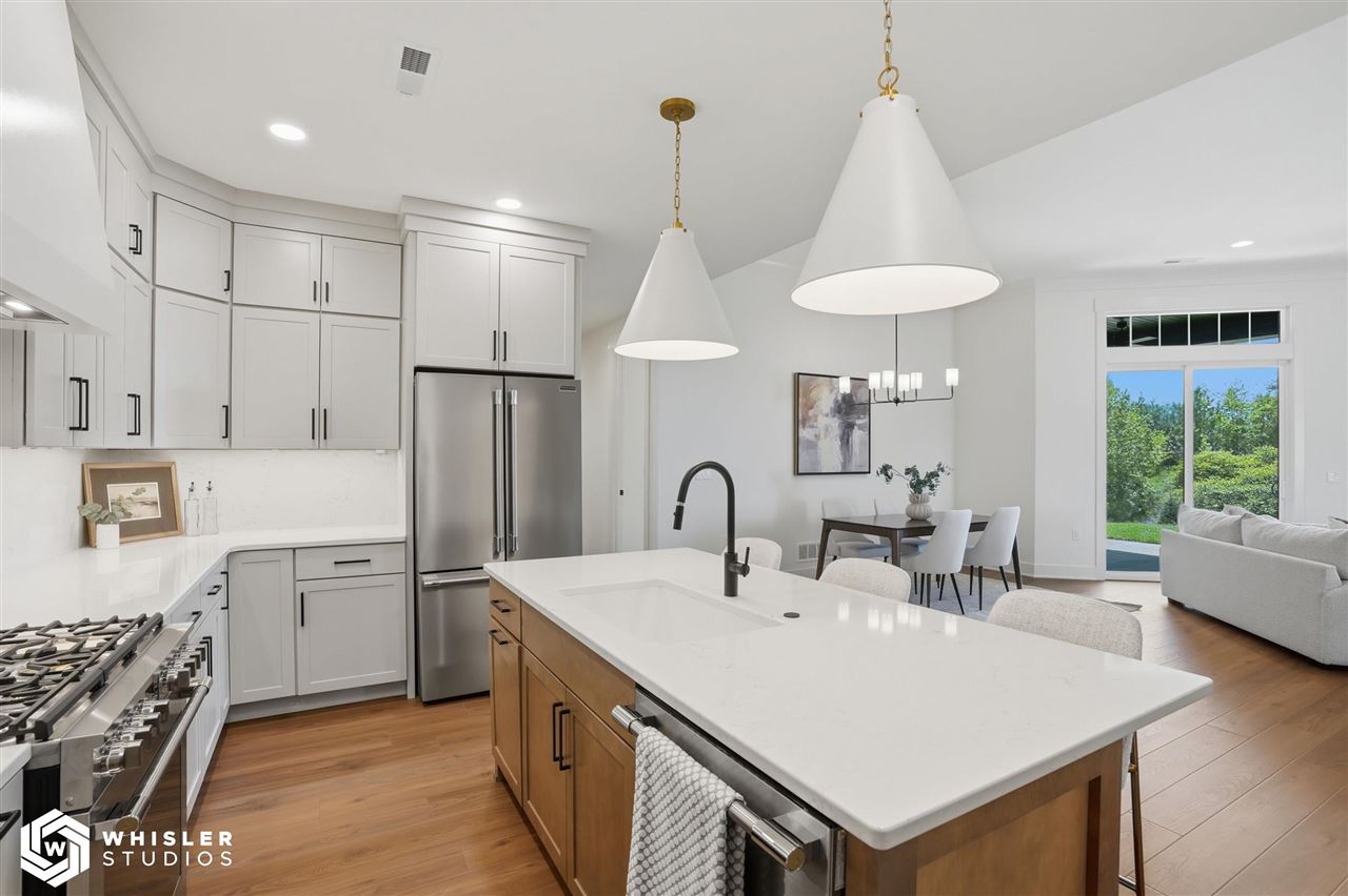 1901 Country Club Drive Coralville IA 52241
