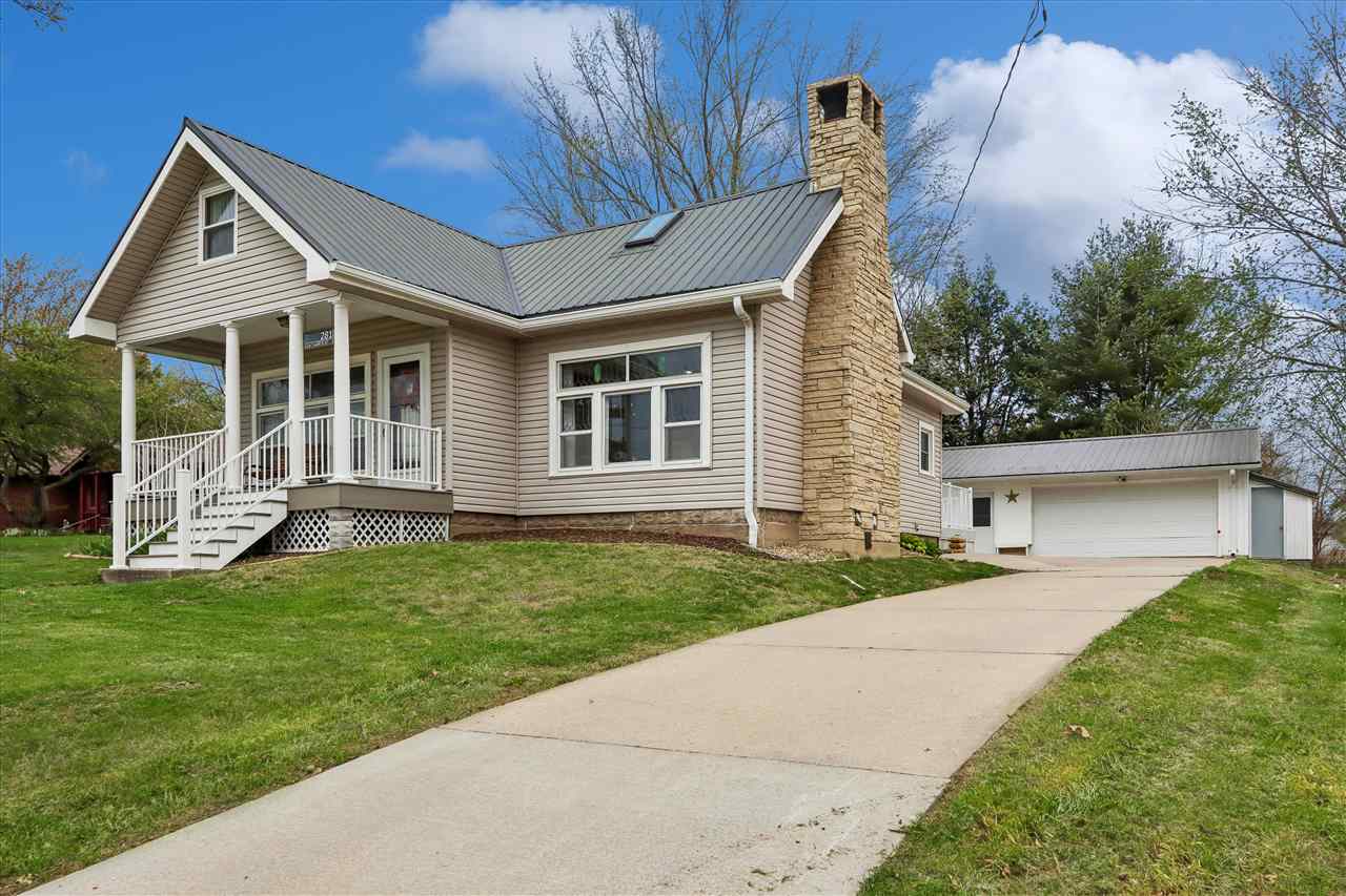 281 Saint Marys Street Riverside IA 52317