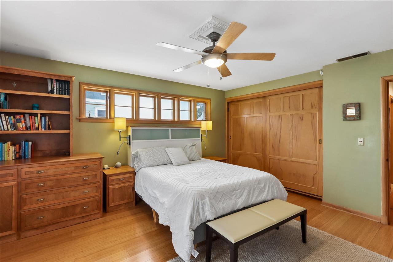 425 Beldon Avenue Iowa City IA 52246