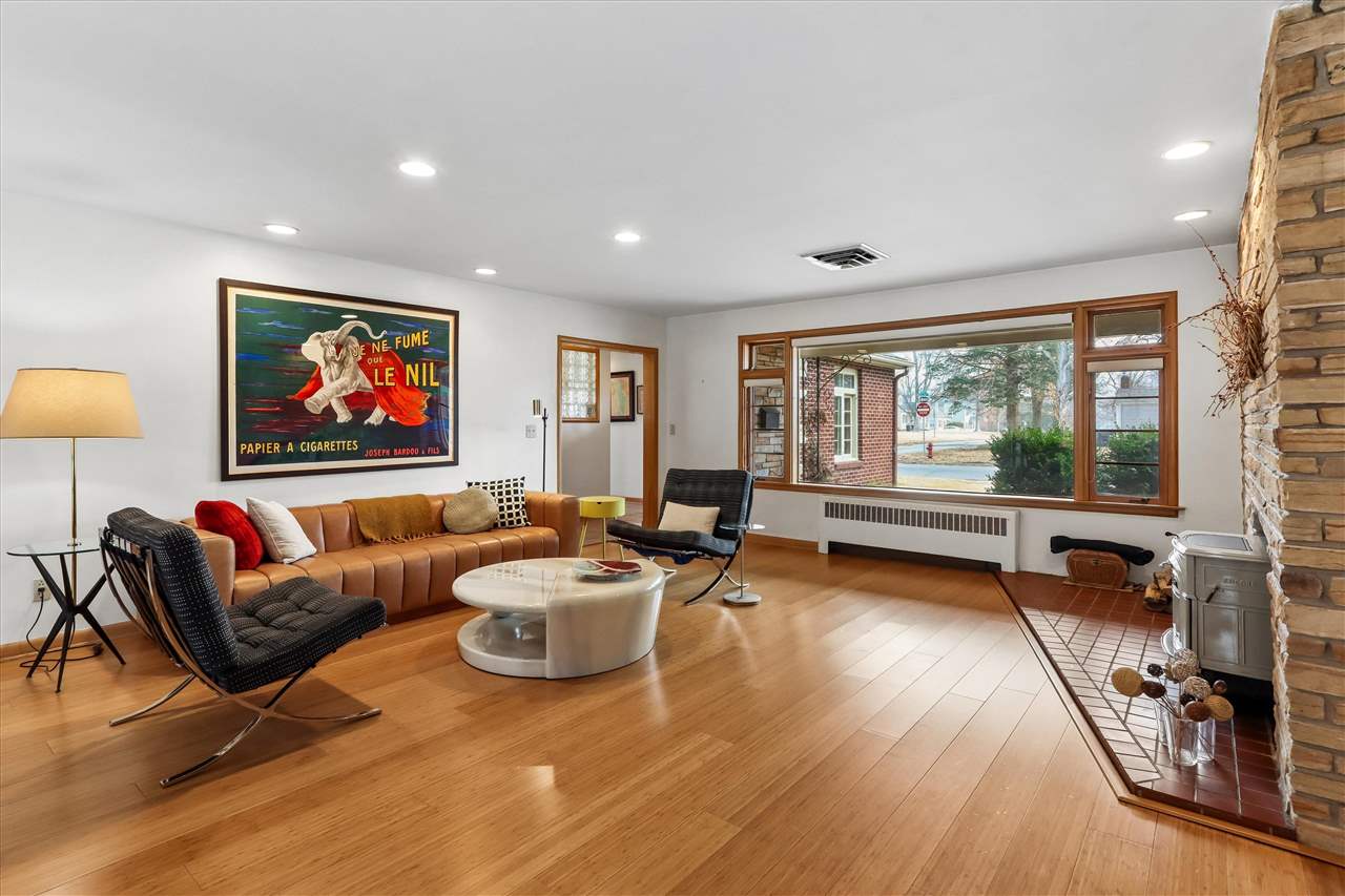 425 Beldon Avenue Iowa City IA 52246