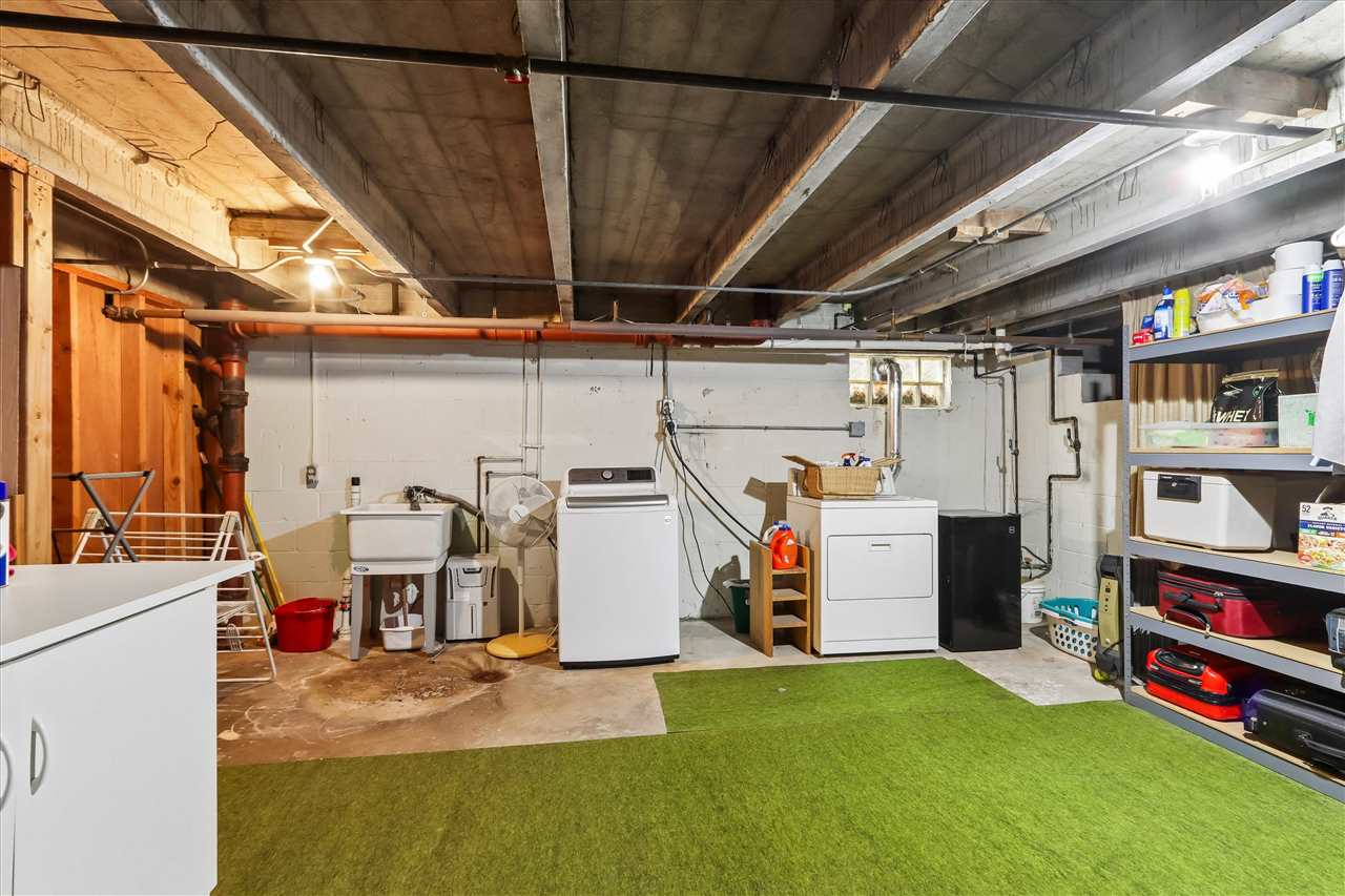 425 Beldon Avenue Iowa City IA 52246