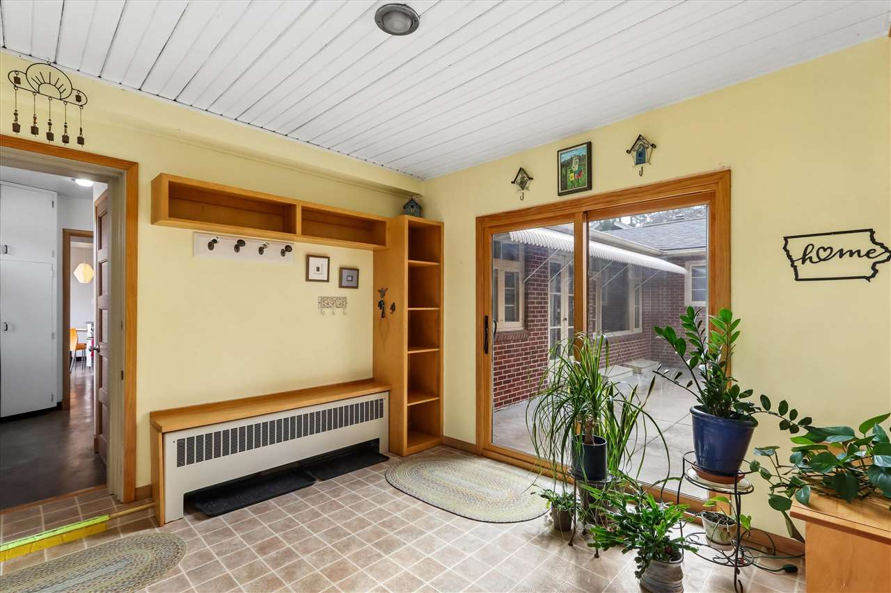 425 Beldon Avenue Iowa City IA 52246