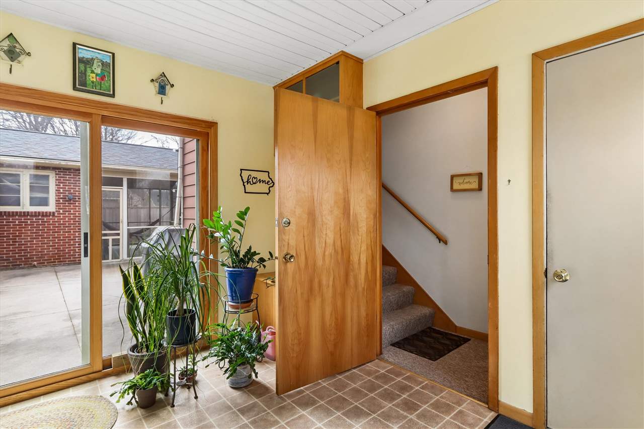 425 Beldon Avenue Iowa City IA 52246