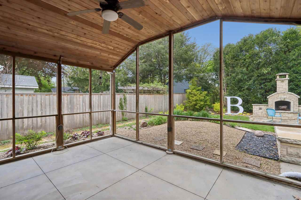 425 Beldon Avenue Iowa City IA 52246