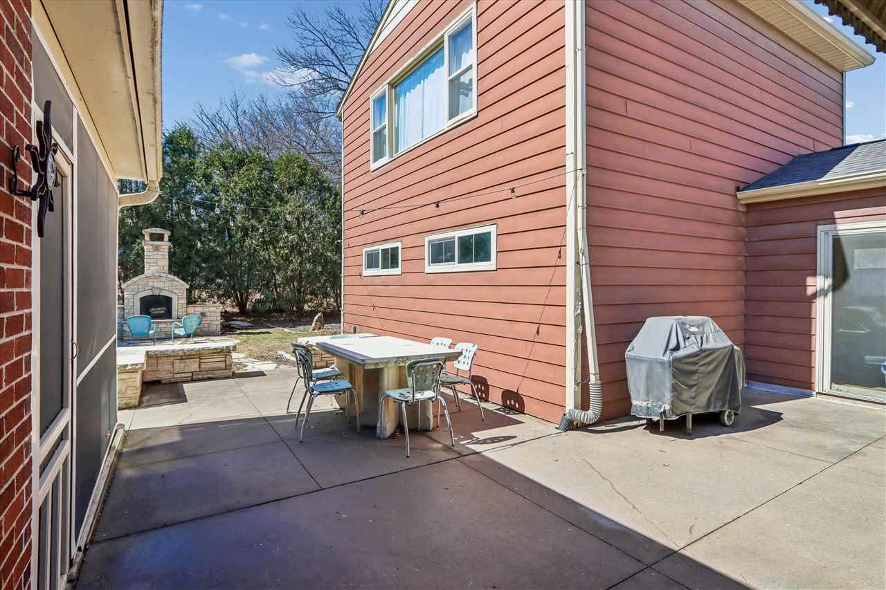 425 Beldon Avenue Iowa City IA 52246