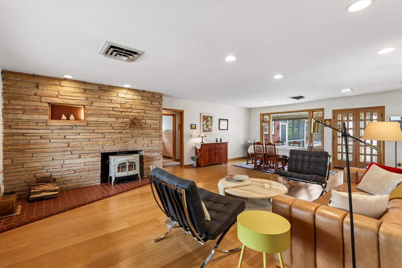 425 Beldon Avenue Iowa City IA 52246
