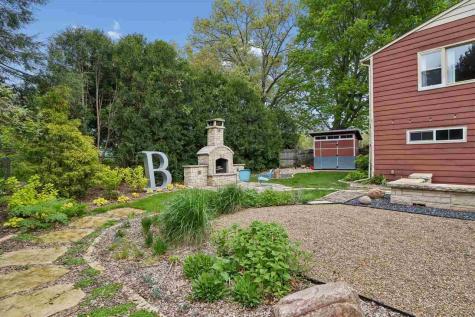 425 Beldon Avenue Iowa City IA 52246