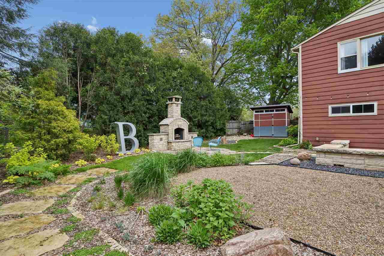 425 Beldon Avenue Iowa City IA 52246