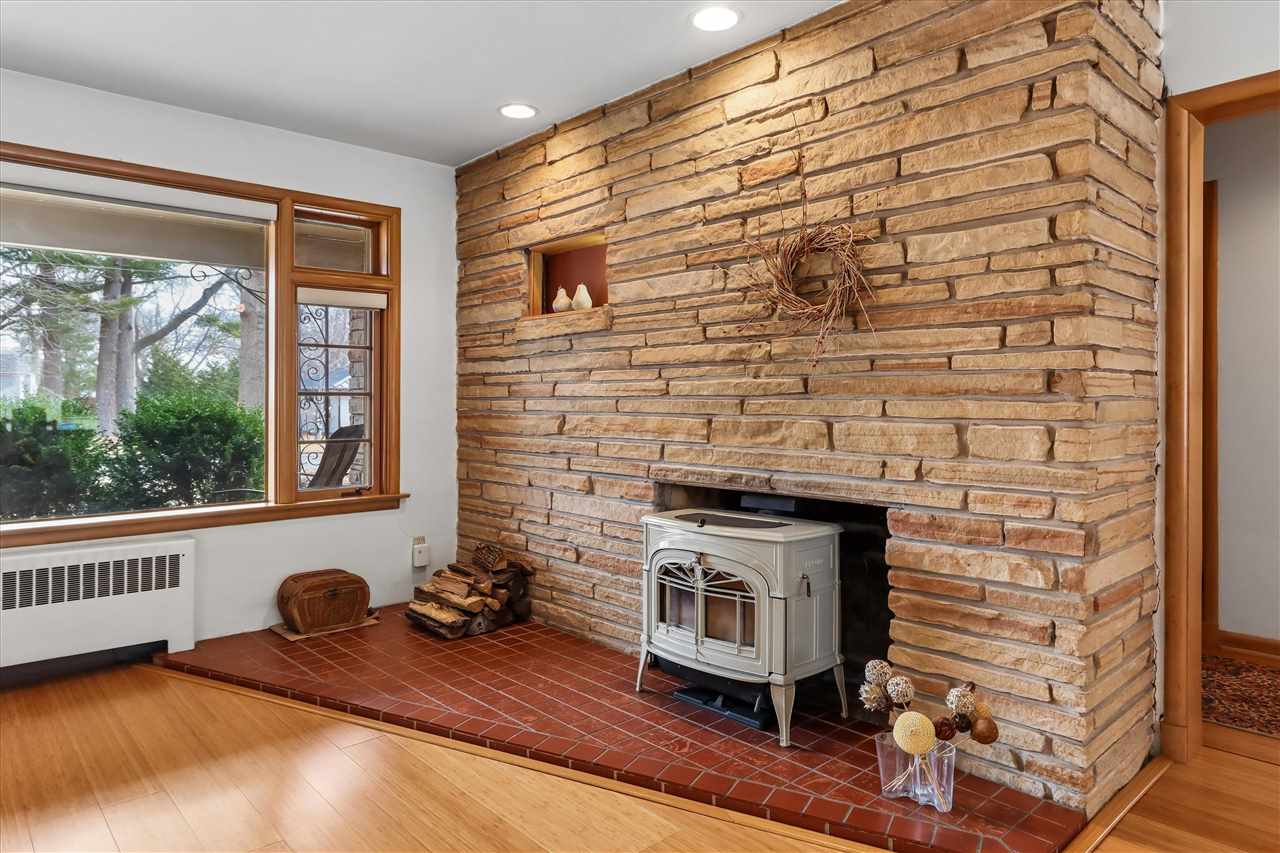 425 Beldon Avenue Iowa City IA 52246