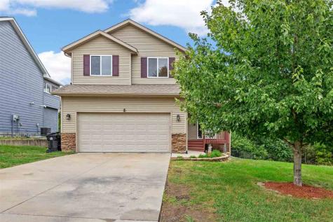 1193 9th Street Coralville IA 52241