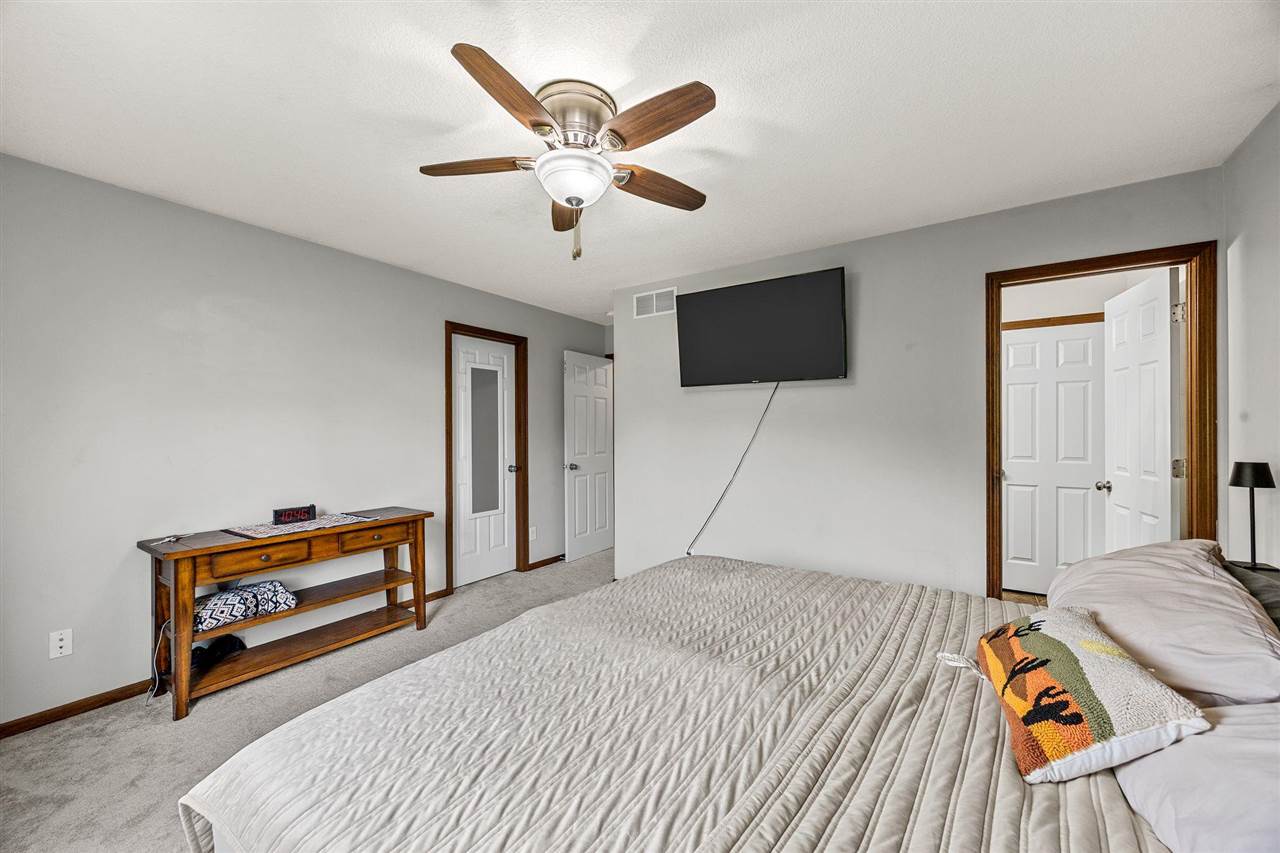 1193 9th Street Coralville IA 52241