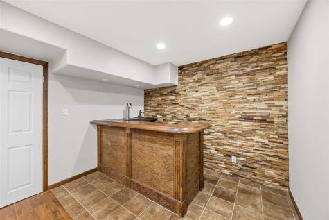 1193 9th Street Coralville IA 52241