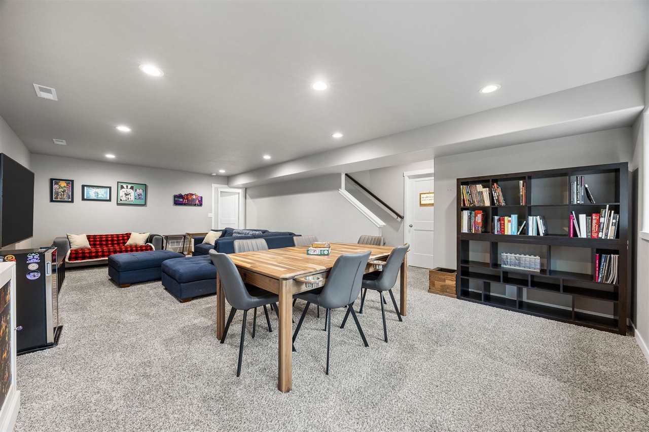 850 Aiden Street Iowa City IA 52245