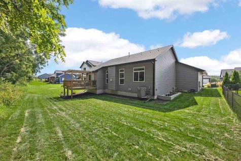 850 Aiden Street Iowa City IA 52245