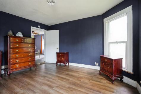 1119 E 10th Street Muscatine IA 52761