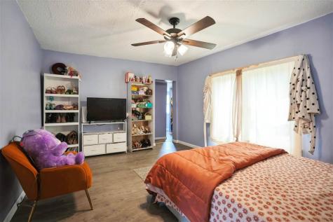 1119 E 10th Street Muscatine IA 52761