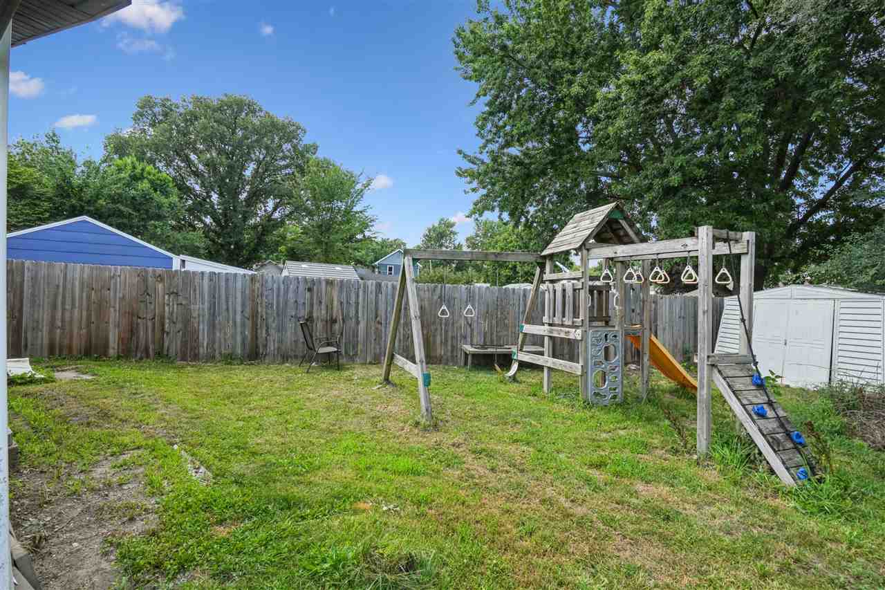 1119 E 10th Street Muscatine IA 52761