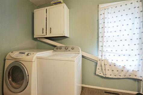 1119 E 10th Street Muscatine IA 52761