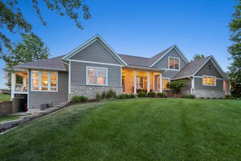3738 Lacina Drive SW Iowa City IA 52240