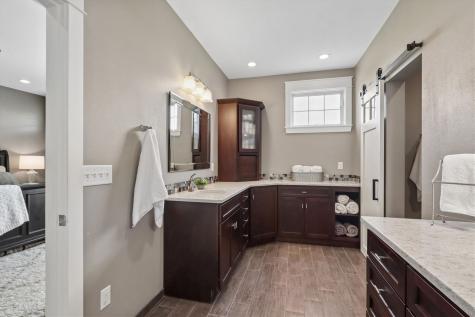 3738 Lacina Drive SW Iowa City IA 52240