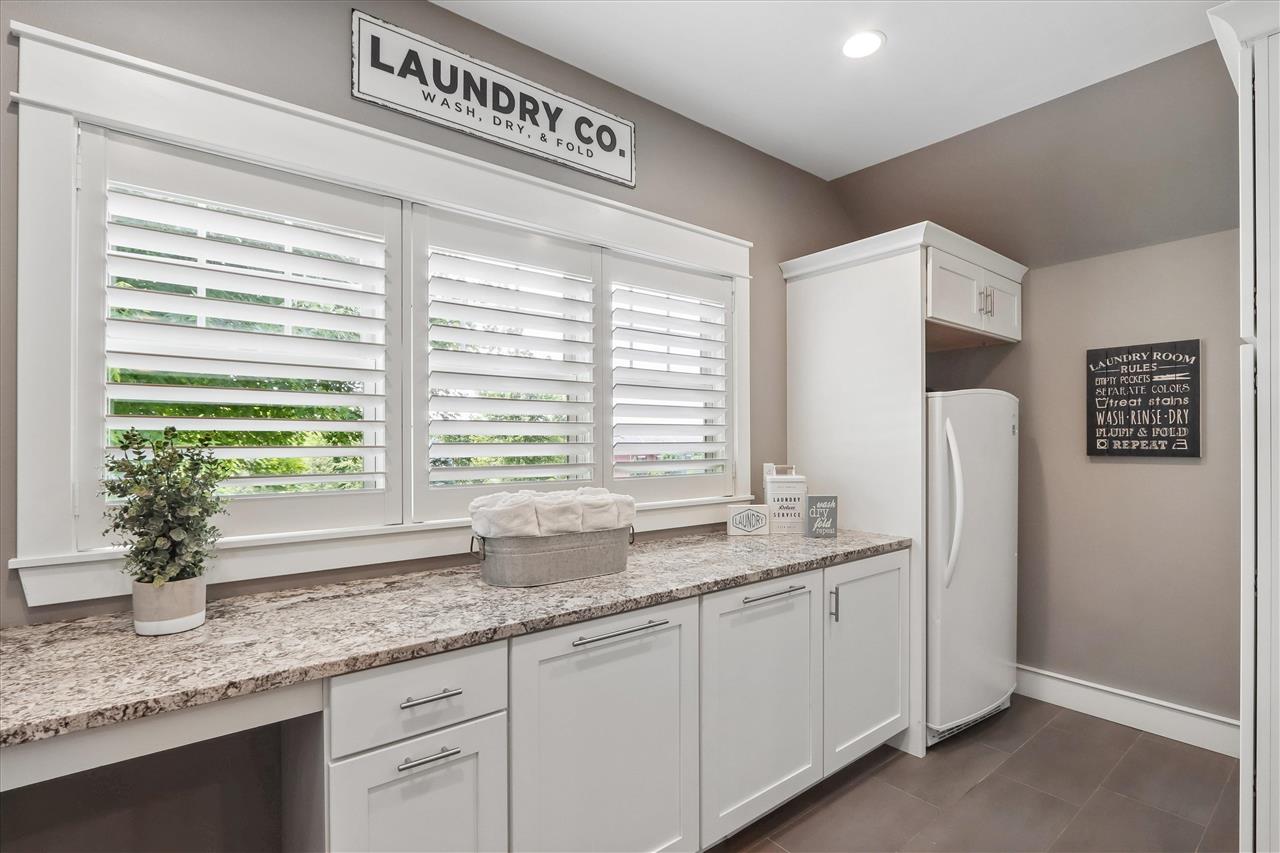 3738 Lacina Drive SW Iowa City IA 52240