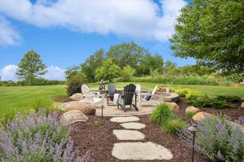 3738 Lacina Drive SW Iowa City IA 52240