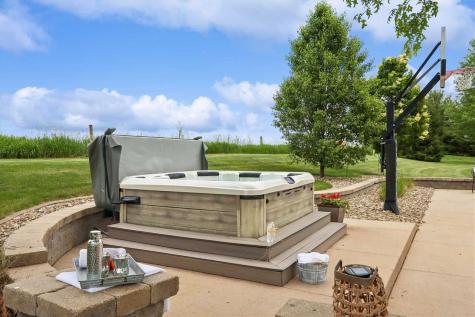 3738 Lacina Drive SW Iowa City IA 52240