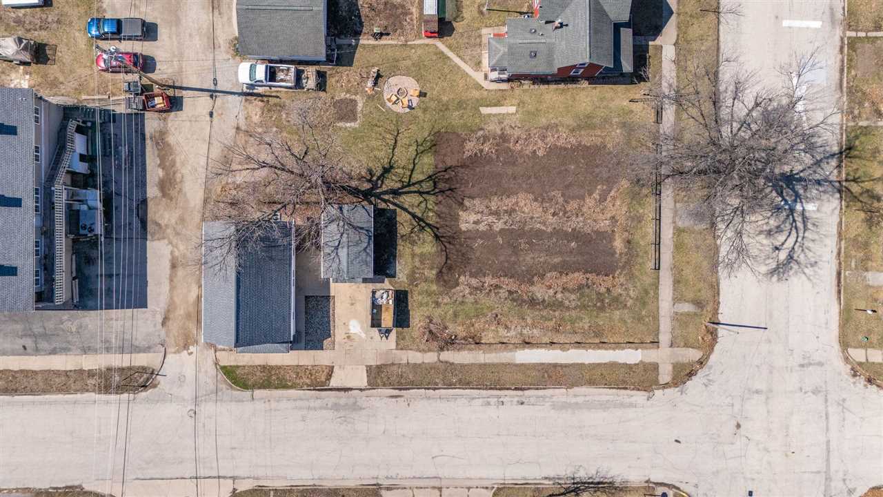 718 4th Street NW Cedar Rapids IA 52405
