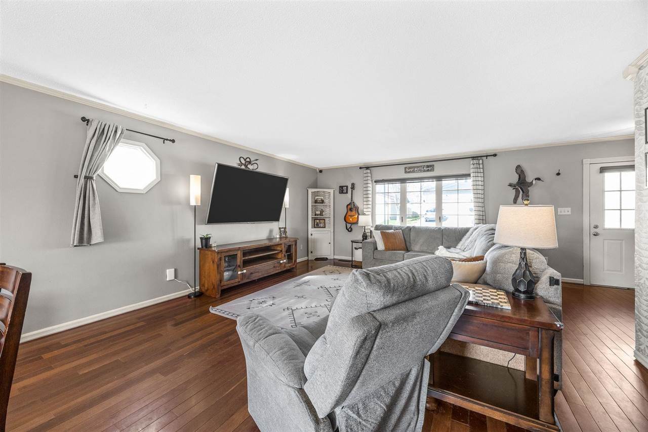 220 Summerhays Street Tiffin IA 52340
