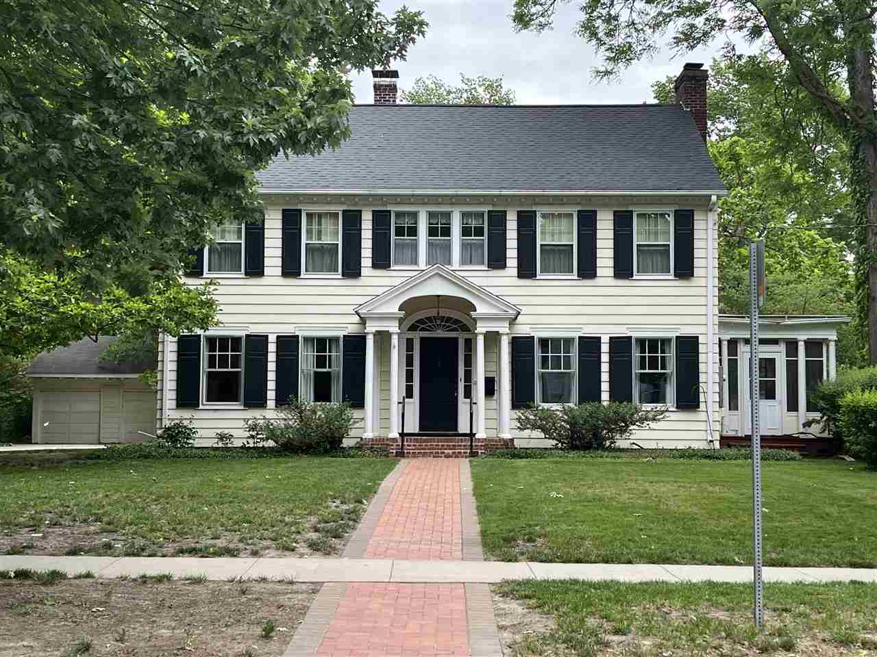 620 S Summit Street Iowa City IA 52240