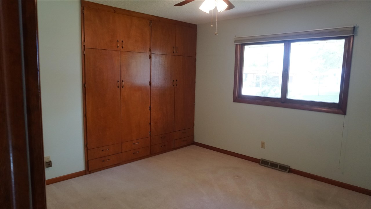 448 Brady Street Hills IA 52235