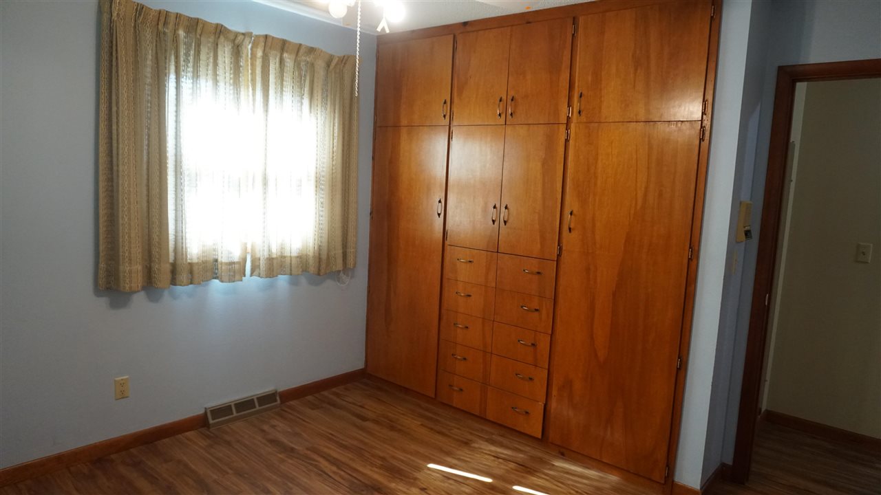 448 Brady Street Hills IA 52235