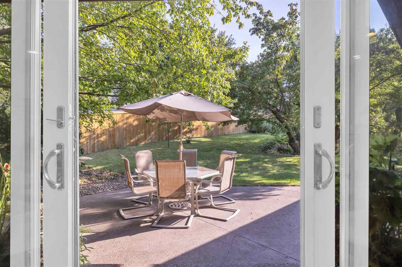 1950 Calvin Avenue Iowa City IA 52246