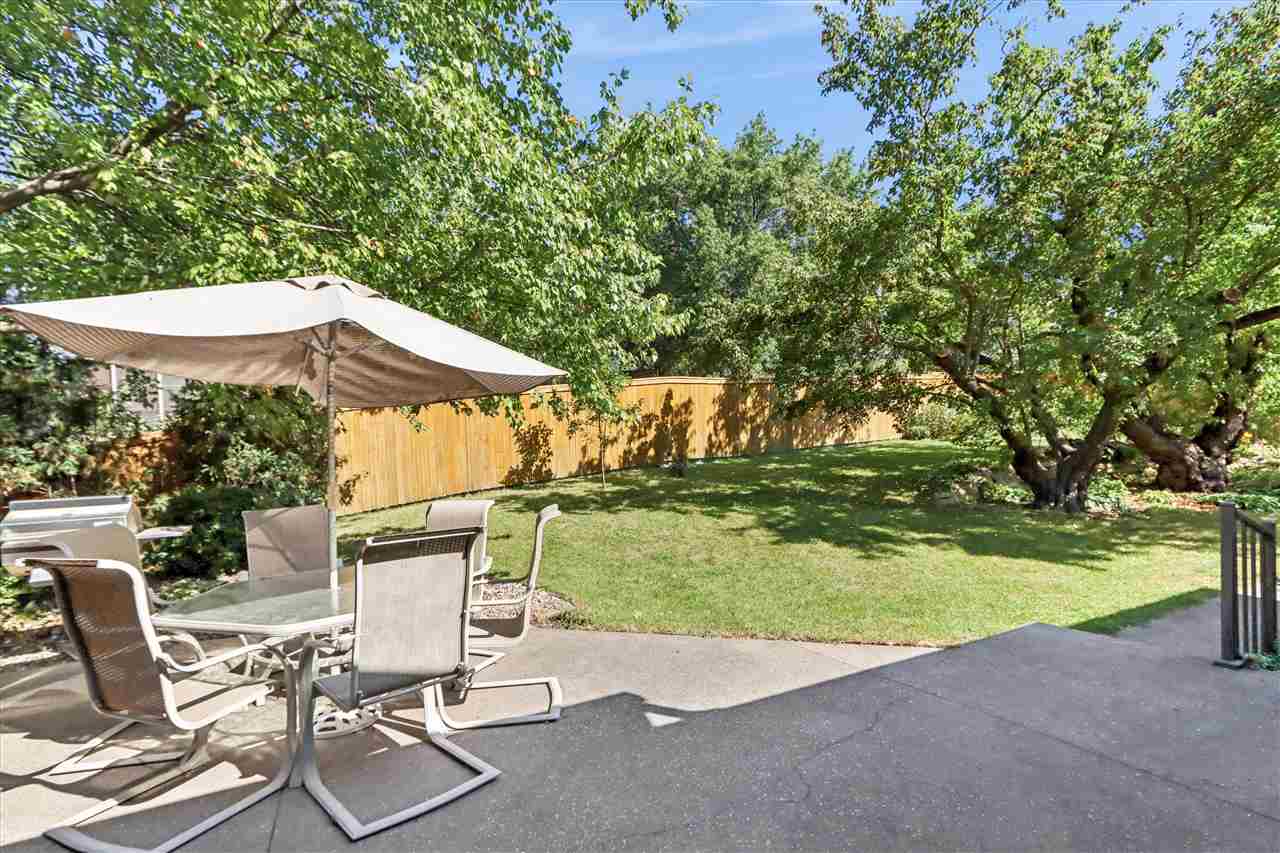 1950 Calvin Avenue Iowa City IA 52246