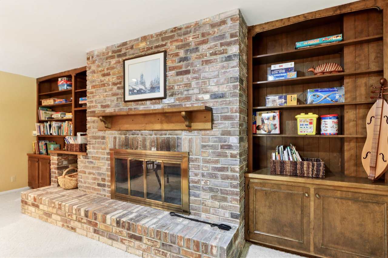 1950 Calvin Avenue Iowa City IA 52246