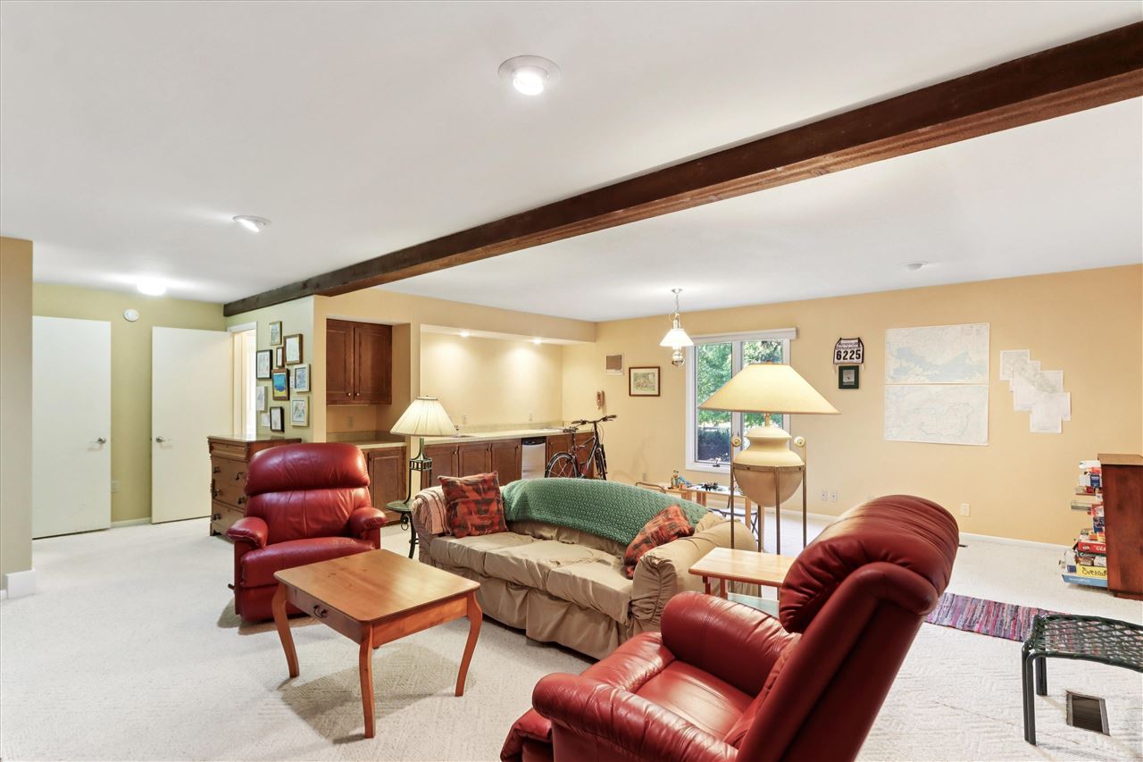 1950 Calvin Avenue Iowa City IA 52246