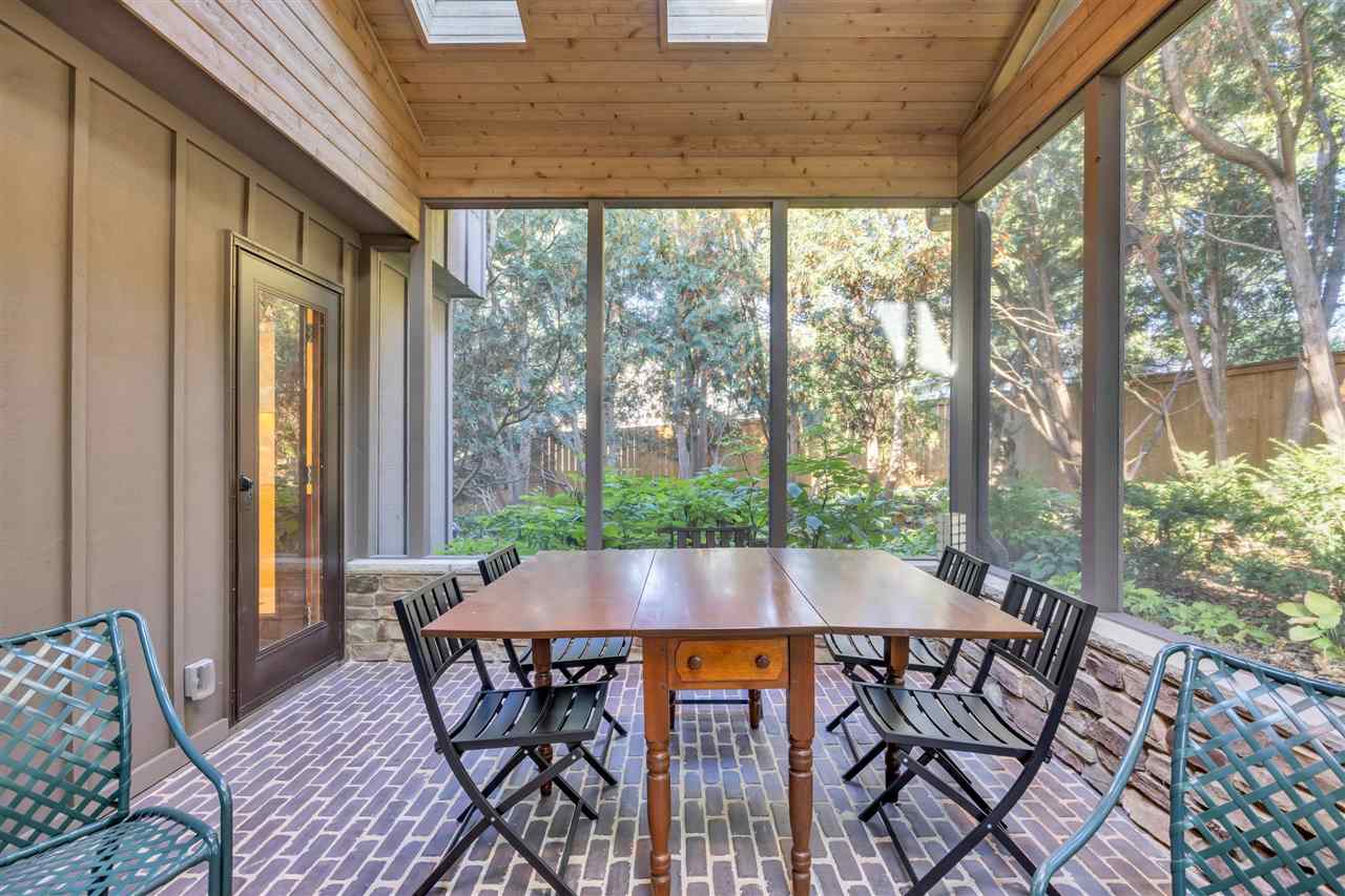 1950 Calvin Avenue Iowa City IA 52246