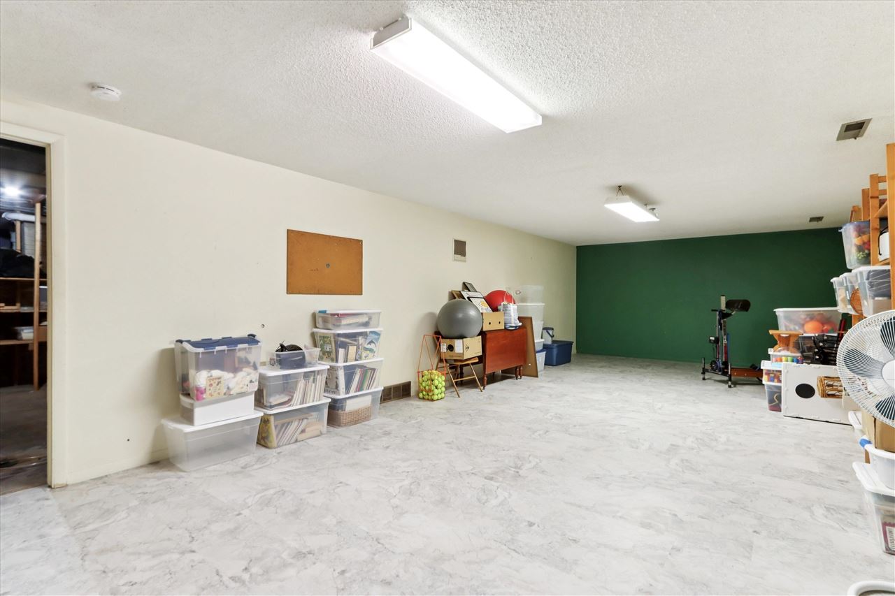 1950 Calvin Avenue Iowa City IA 52246