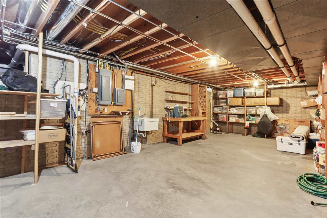 1950 Calvin Avenue Iowa City IA 52246