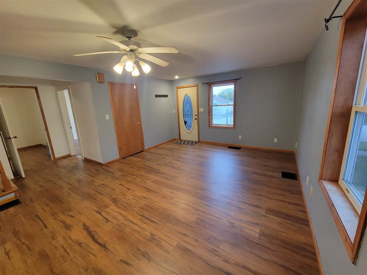214 E Center Street Oxford IA 52322