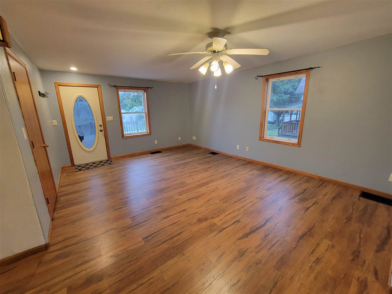 214 E Center Street Oxford IA 52322