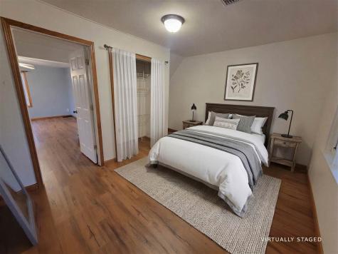 214 E Center Street Oxford IA 52322