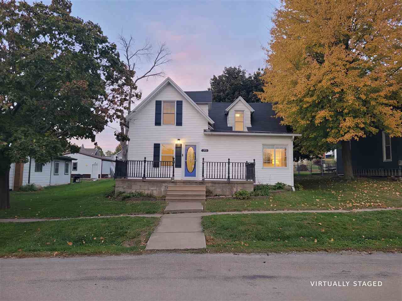 214 E Center Street Oxford IA 52322