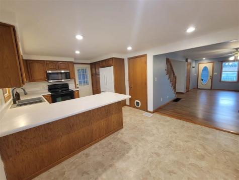 214 E Center Street Oxford IA 52322