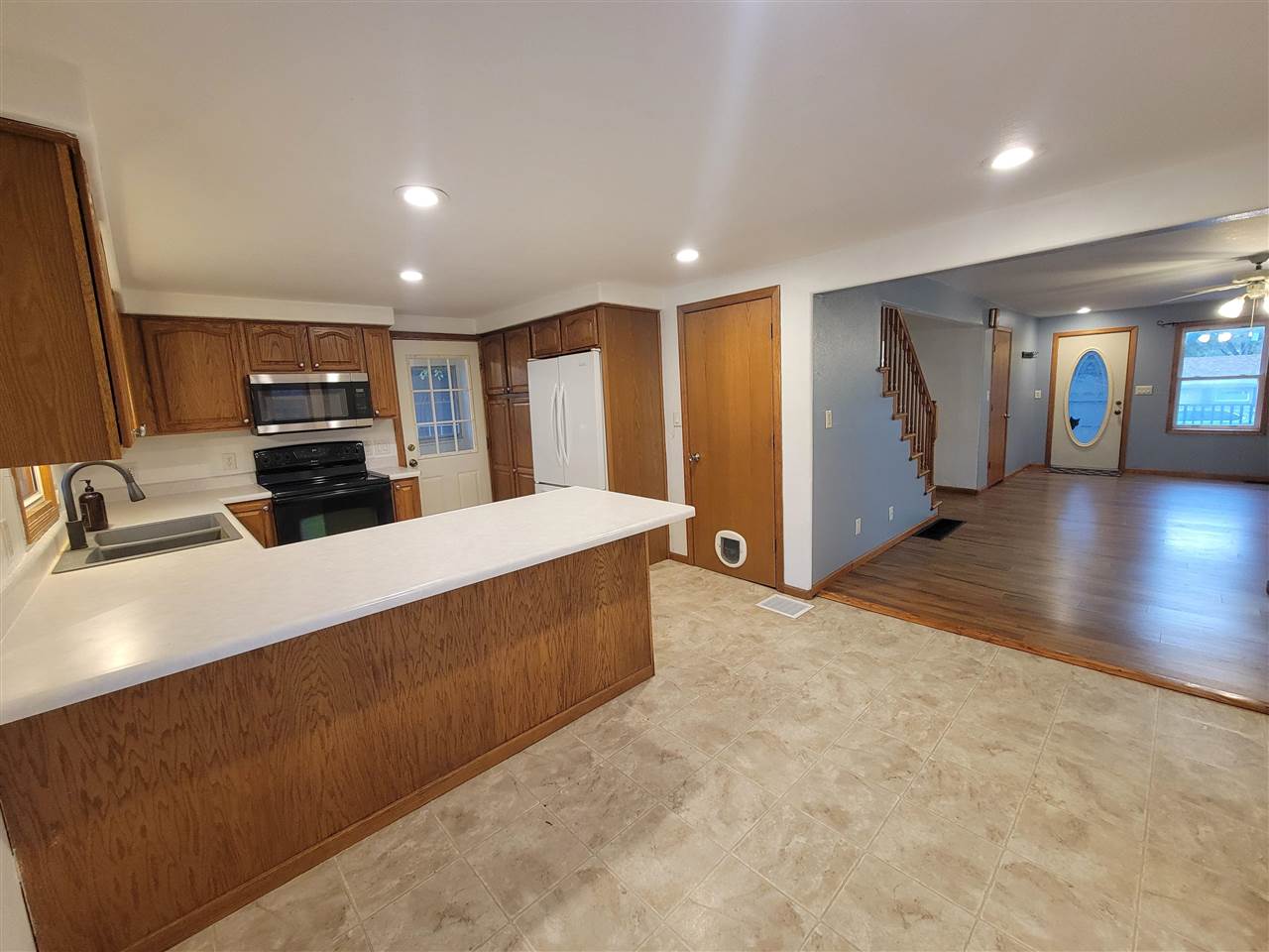 214 E Center Street Oxford IA 52322